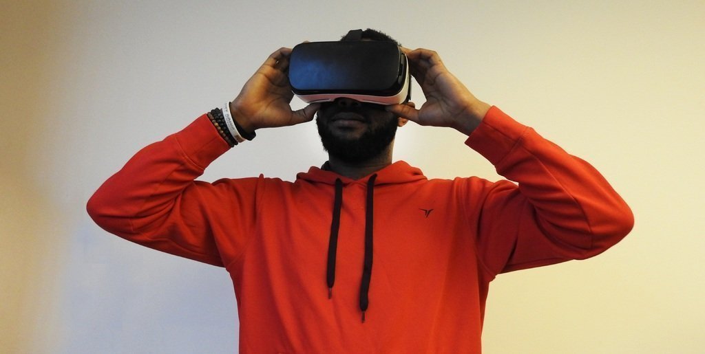 Man technology red clothing black future 616743 pxhere.com