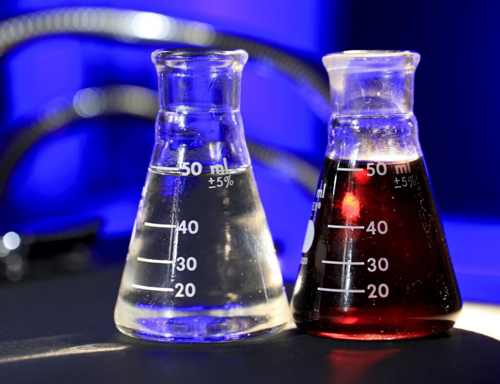 Technology glass equipment color usa drink 369165 pxhere.com min